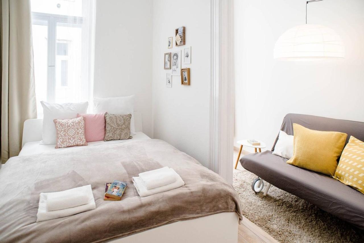 Comfy, Renewed 3 Bedroom Apt In Center Budapest Esterno foto